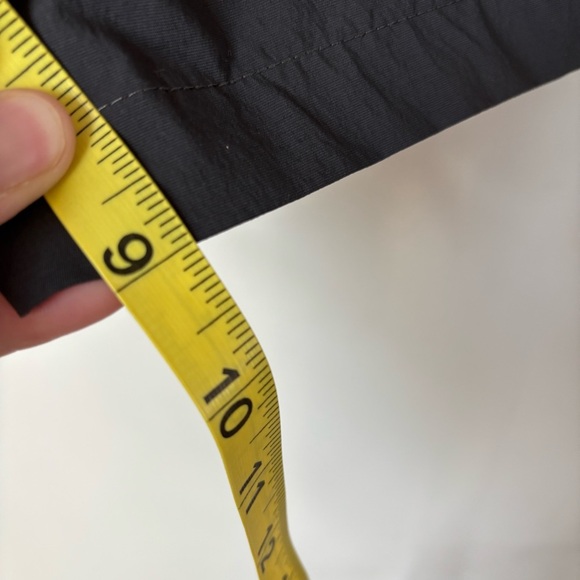 The North Face Hiking Shorts Size 36 - Picture 6 of 9